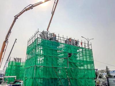 于世文局长现场调度宝通街快速化改造工程涉铁段工作推进情况